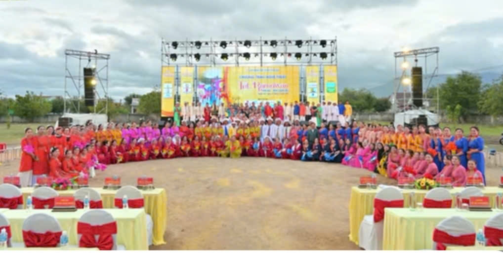 Đồng bào chăm 2 tỉnh ninh thuận, bình thuận vui đón ramưwan hình ảnh 2 Dong bao cham 2 tinh ninh thuan, binh thuan vui don ramuwan hinh anh 2