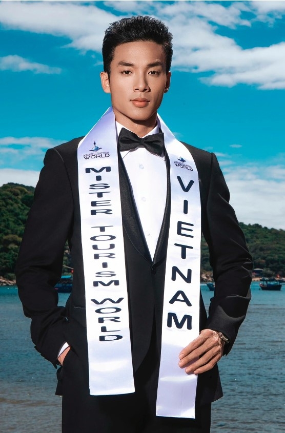 hung nguyen crowned mister tourism world 2025 picture 1