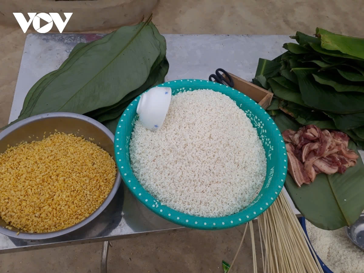 the traditional tet cake of the thai ethnic people picture 1 the traditional tet cake of the thai ethnic people picture 1