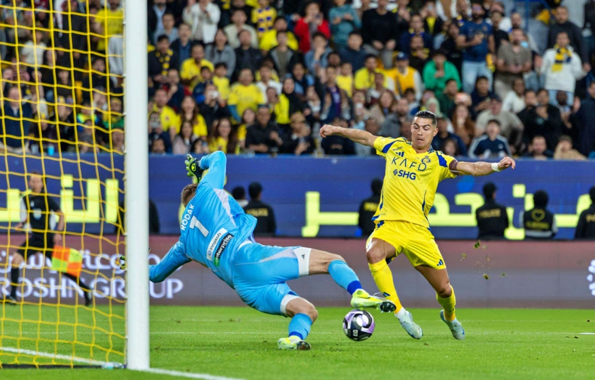 ronaldo vo duyen, al nassr thua dau don theo kich ban dien ro hinh anh 1