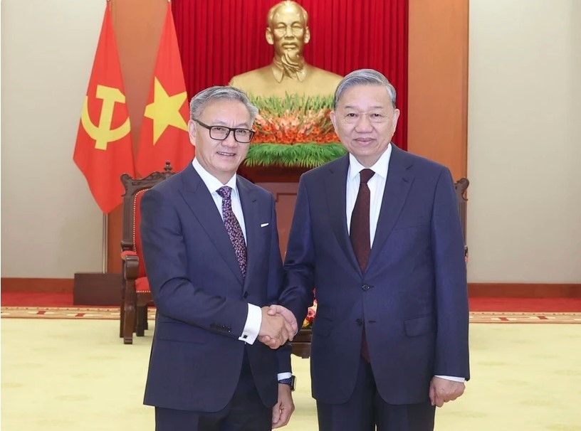 party chief receives lao minister of foreign affairs picture 1