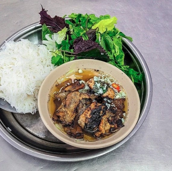 michelin reveals top 9 must-visit noodle restaurants in hanoi picture 4 michelin reveals top 9 must-visit noodle restaurants in hanoi picture 4
