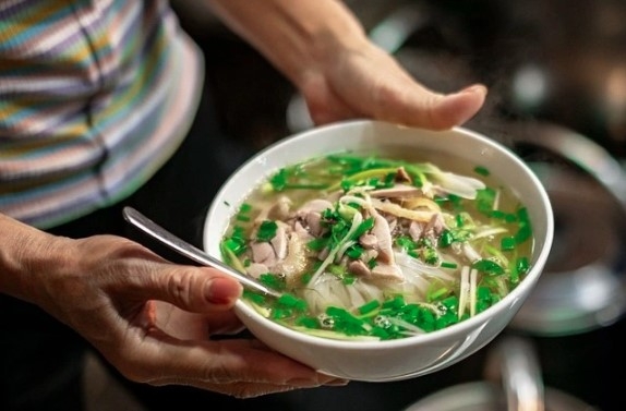 michelin reveals top 9 must-visit noodle restaurants in hanoi picture 7 michelin reveals top 9 must-visit noodle restaurants in hanoi picture 7