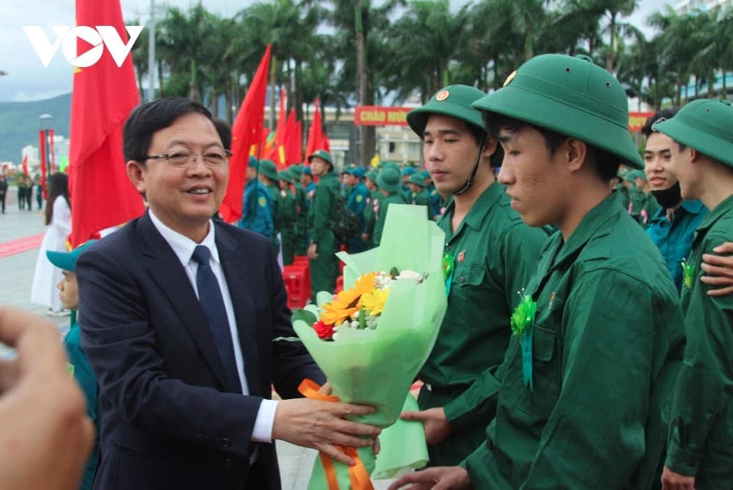 young people nationwide depart for military service picture 6