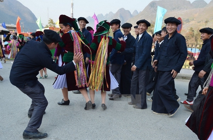 tuc vo mong chuc binh dang, hanh phuc cua nguoi mong ha giang hinh anh 1