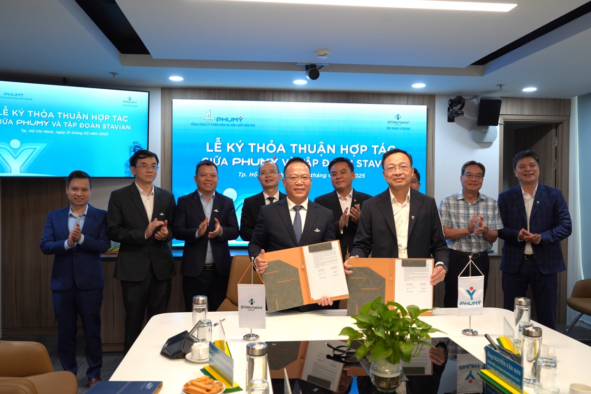 thoả thuận hợp tác giữa phú mỹ và tập đoàn stavian về hóa chất và hạt nhựa hình ảnh 1 thoa thuan hop tac giua phu my va tap doan stavian ve hoa chat va hat nhua hinh anh 1