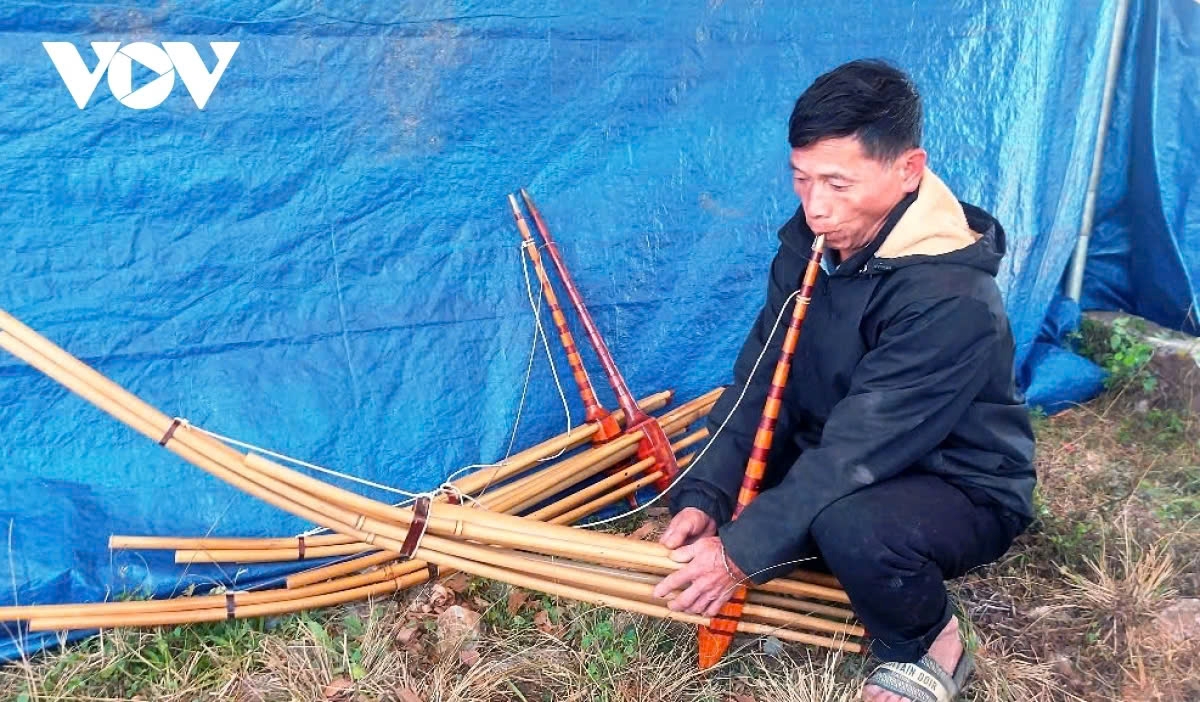 panpipe preserves the soul of the mong people in northern vietnam picture 2 panpipe preserves the soul of the mong people in northern vietnam picture 2