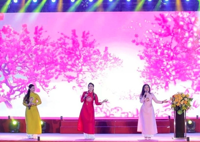 ninh binh to host vietnam poetry day 2025 picture 1