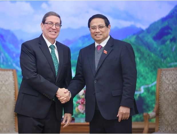government leader meets chinese and cuban guests picture 2 government leader meets chinese and cuban guests picture 2