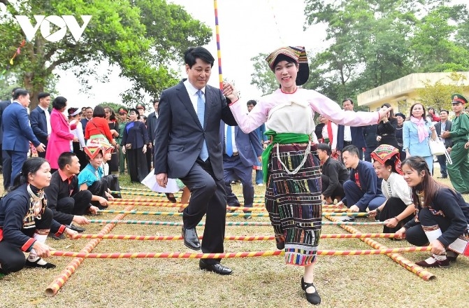 president underscores cultural heritage, national unity at ethnic festival picture 6 president underscores cultural heritage, national unity at ethnic festival picture 6