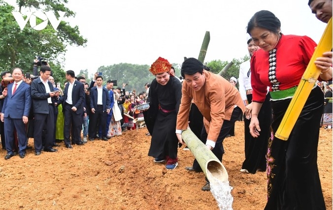 president underscores cultural heritage, national unity at ethnic festival picture 7 president underscores cultural heritage, national unity at ethnic festival picture 7