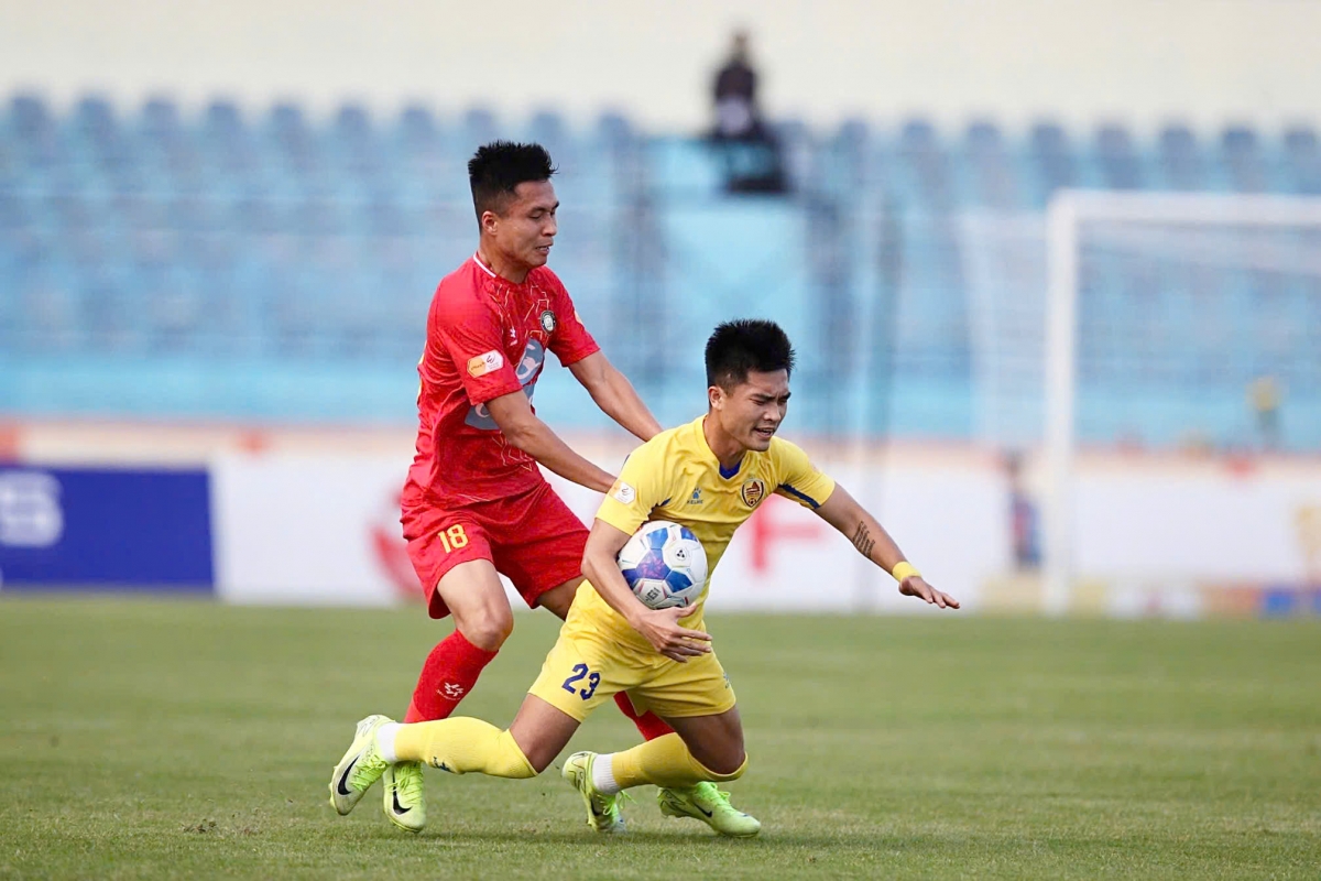 thanh hóa khóc hận trước quảng nam, lỡ cơ hội vô địch lượt đi v-league 24 25 hình ảnh 7 thanh hoa khoc han truoc quang nam, lo co hoi vo dich luot di v-league 24 25 hinh anh 7