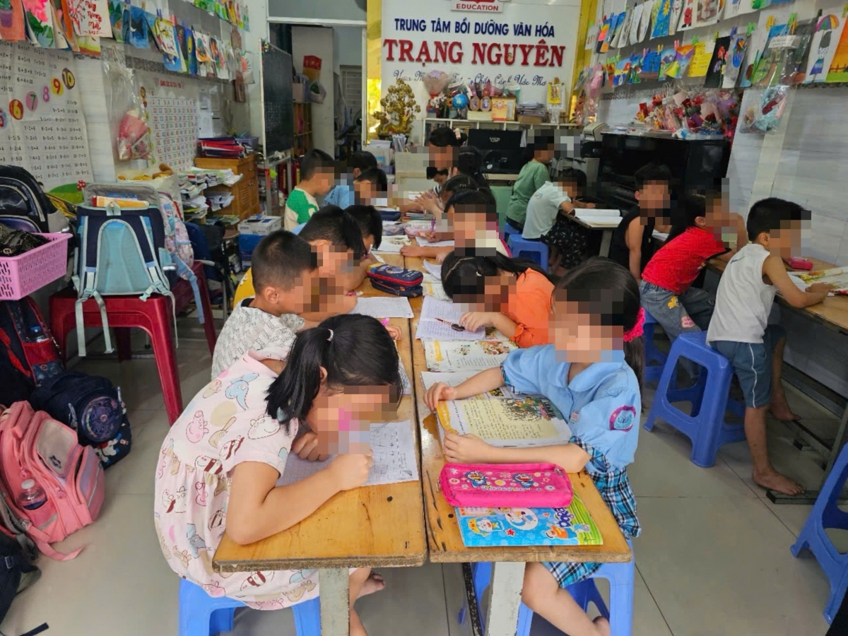 Tạm đóng cửa một trung tâm dạy thêm tại TP.HCM do vi phạm Thông tư 29