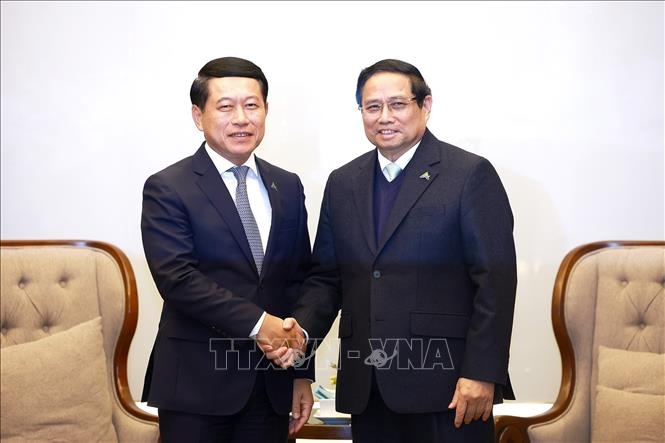 thủ tướng phạm minh chính tiếp phó thủ tướng lào saleumsay kommasith hình ảnh 1 thu tuong pham minh chinh tiep pho thu tuong lao saleumsay kommasith hinh anh 1