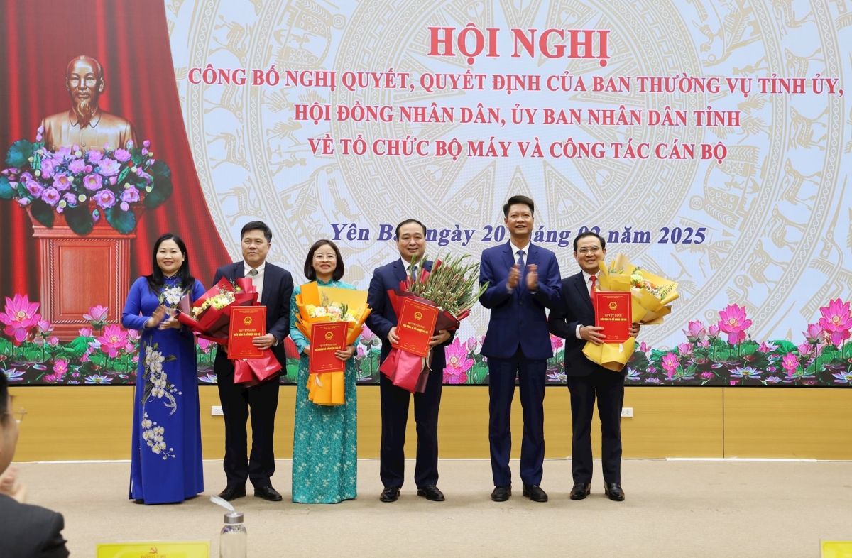 yên bái công bố các nghị quyết, quyết định về tổ chức bộ máy và công tác cán bộ hình ảnh 3 yen bai cong bo cac nghi quyet, quyet dinh ve to chuc bo may va cong tac can bo hinh anh 3