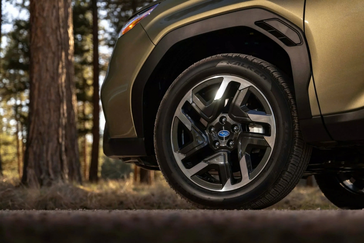 Subaru triệu hồi hơn 20.000 xe Forester 2025 do lỗi bánh xe