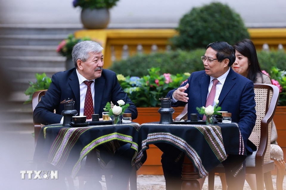 toàn cảnh chuyến thăm việt nam của thủ tướng kyrgyzstan ký kết nhiều văn kiện hình ảnh 8 toan canh chuyen tham viet nam cua thu tuong kyrgyzstan ky ket nhieu van kien hinh anh 8