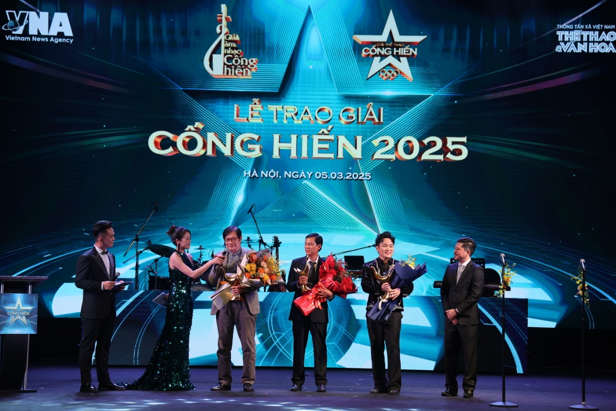 soobin ẵm liên tiếp 3 giải thưởng tại lễ trao giải cống hiến 2025 hình ảnh 5 soobin am lien tiep 3 giai thuong tai le trao giai cong hien 2025 hinh anh 5
