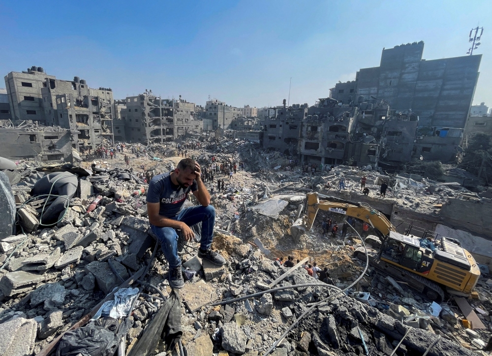 Israel tiến hành cuộc tấn công mới vào Gaza khiến ít nhất 830 người thiệt mạng