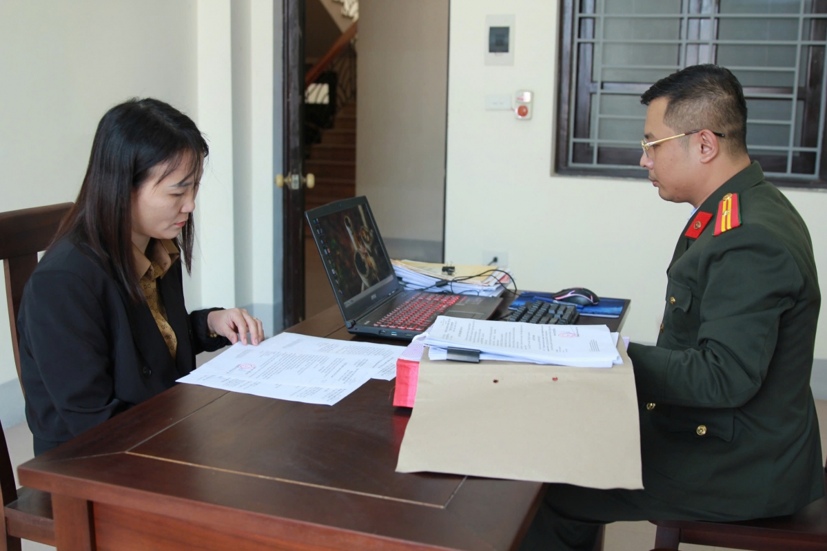 khởi tố 2 đối tượng làm giả giấy tờ để gian lận tuổi cầu thủ trẻ ở nghệ an hình ảnh 1 khoi to 2 doi tuong lam gia giay to de gian lan tuoi cau thu tre o nghe an hinh anh 1