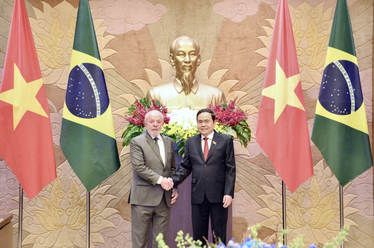 Chủ tịch Quốc hội Trần Thanh Mẫn hội kiến Tổng thống Brazil