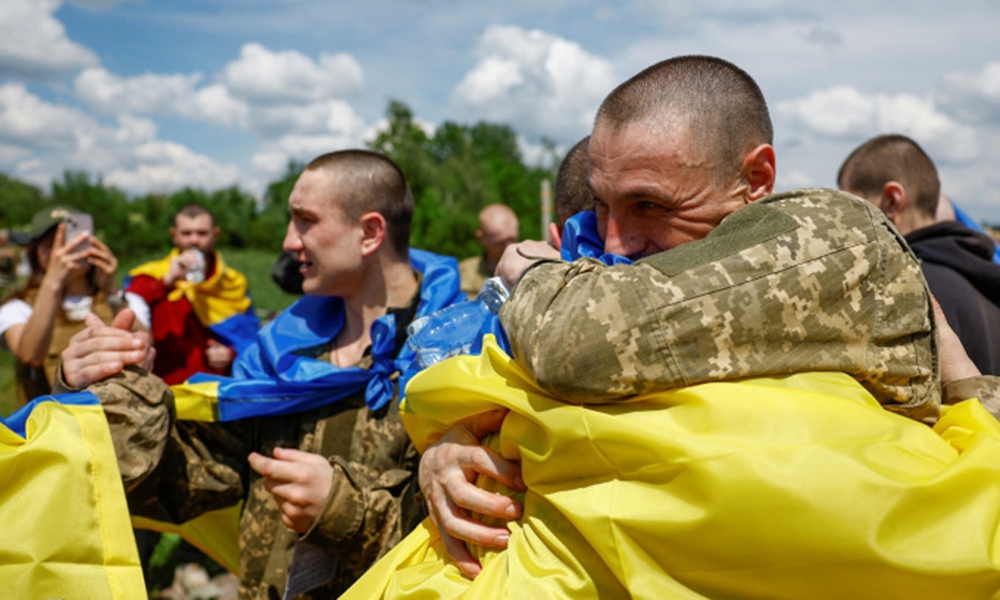 tong thong putin nga va ukraine se trao doi tu binh trong ngay 19 3 hinh anh 1