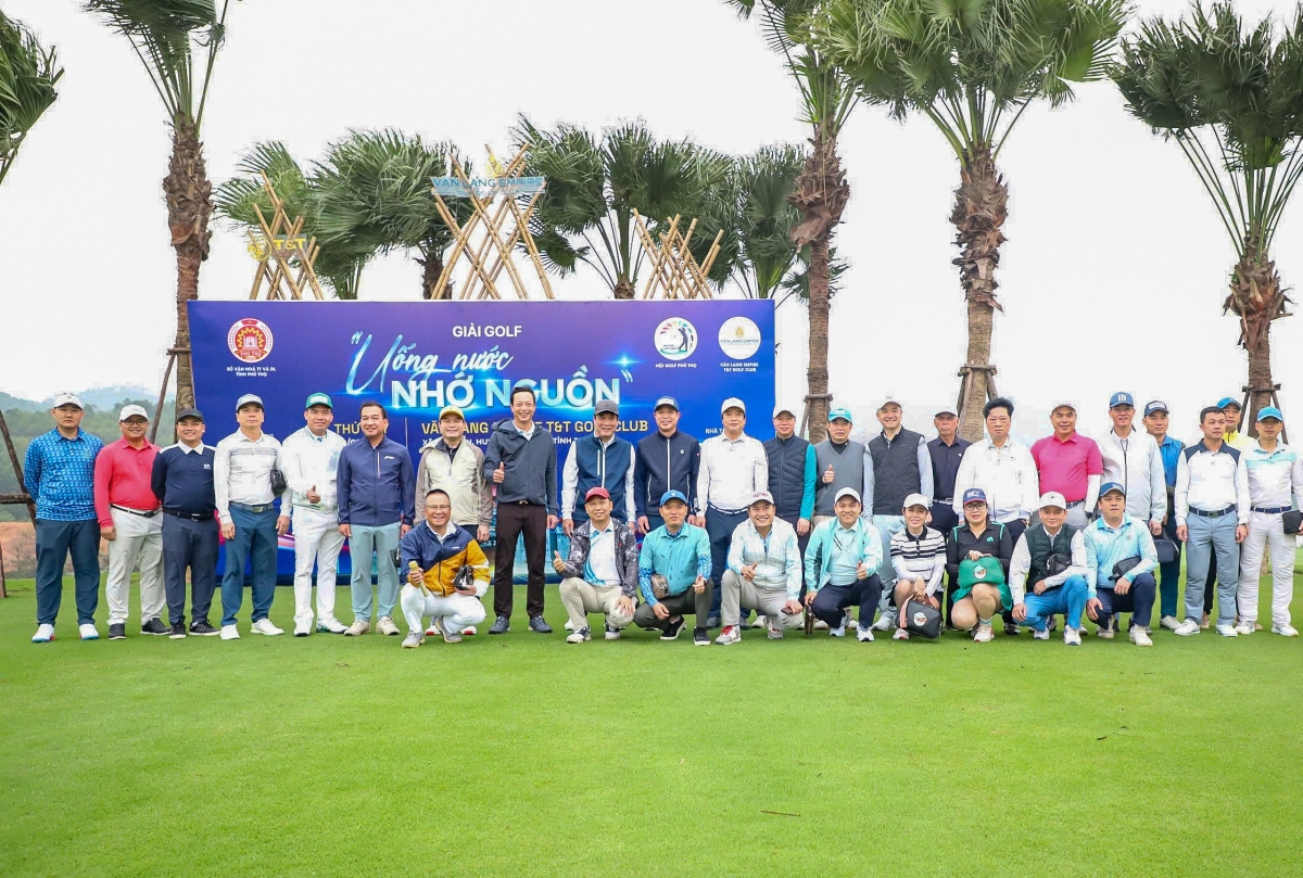 tưng bừng các hoạt động lễ hội Đền hùng và tuần văn hóa - du lịch Đất tổ 2025 hình ảnh 2 tung bung cac hoat dong le hoi Den hung va tuan van hoa - du lich Dat to 2025 hinh anh 2