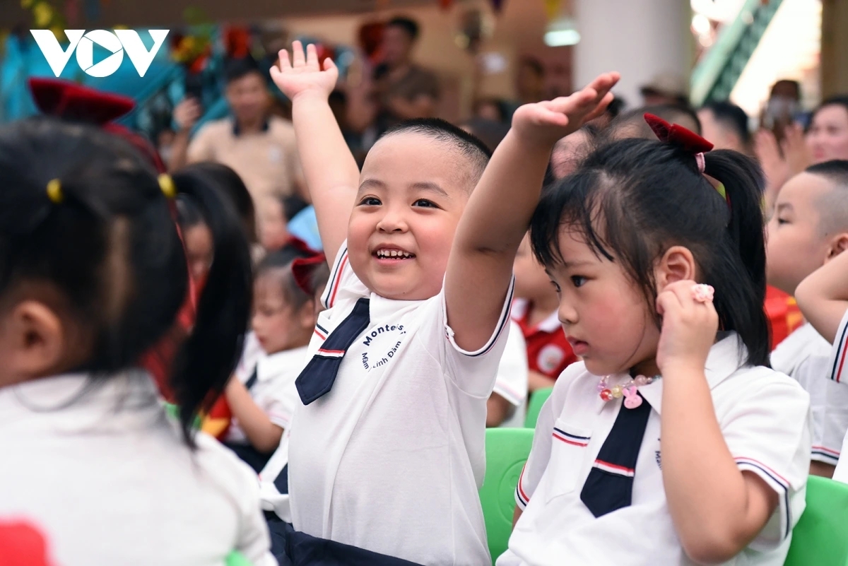 Miễn học phí: Công bằng giáo dục thêm một bước tiến quan trọng