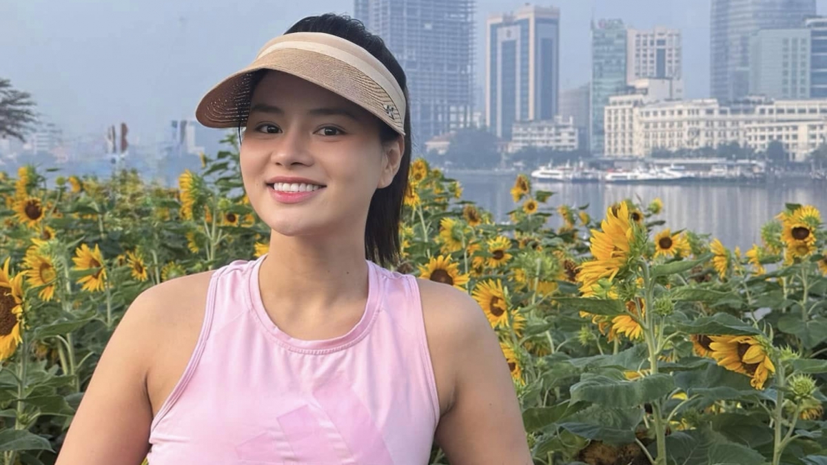 Vũ Thu Phương lấy lại tinh thần sau khi ly hôn chồng doanh nhân