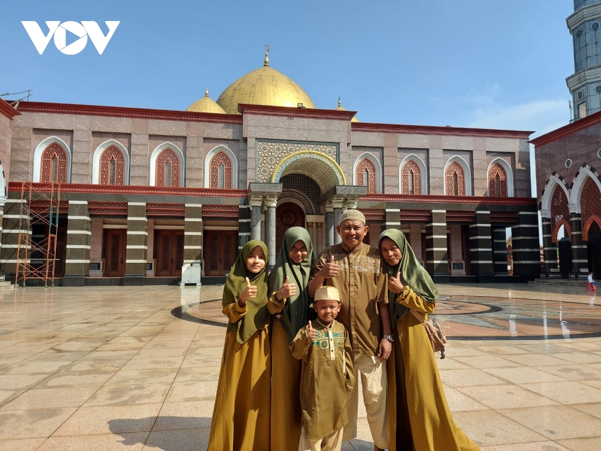 Các hoạt động truyền thống trong lễ Eid al-Fitr tại Indonesia