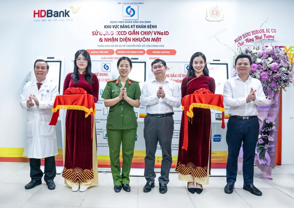 giam tai benh vien, kham chua benh tien loi hon voi kiosk thong minh hdbank hinh anh 3