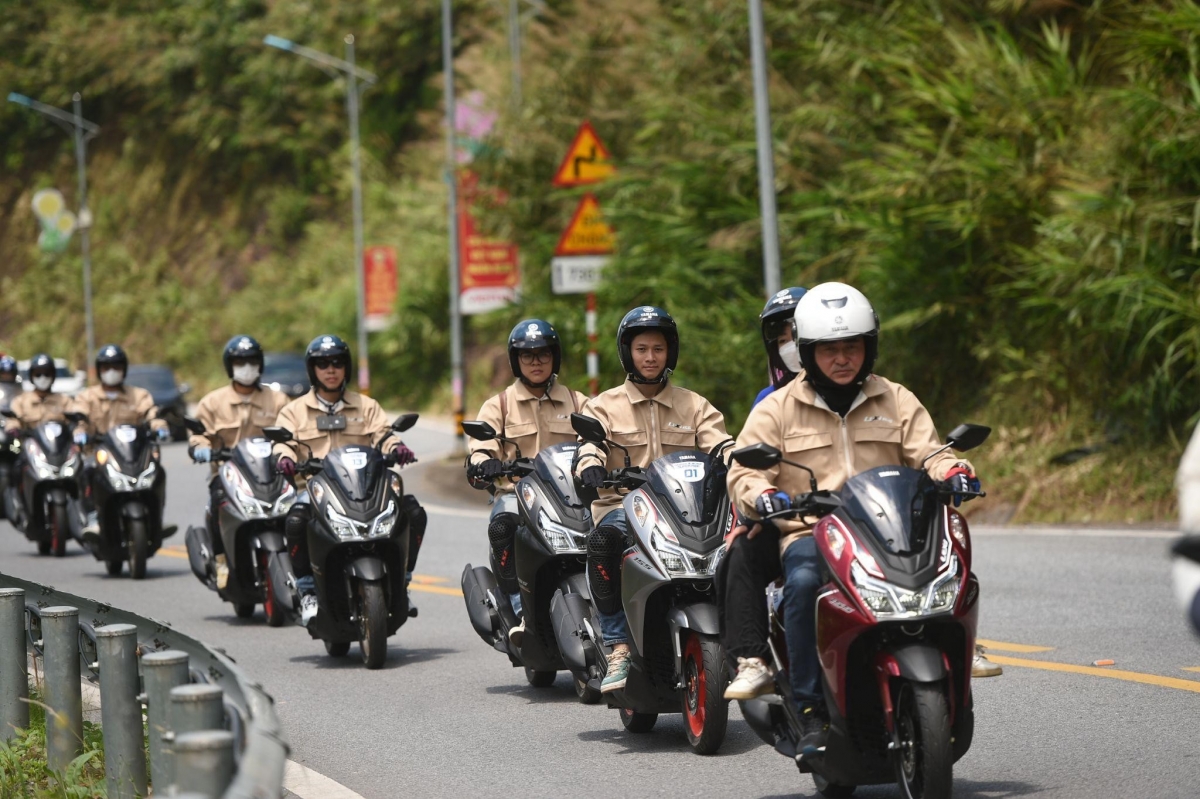 vì sao xe tay ga cỡ lớn ngày càng được nam giới ưa chuộng hình ảnh 4 vi sao xe tay ga co lon ngay cang duoc nam gioi ua chuong hinh anh 4