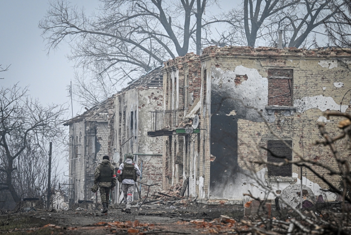 nga sap gianh lai toan bo kursk, ukraine nguy co mat ca chi lan chai hinh anh 1