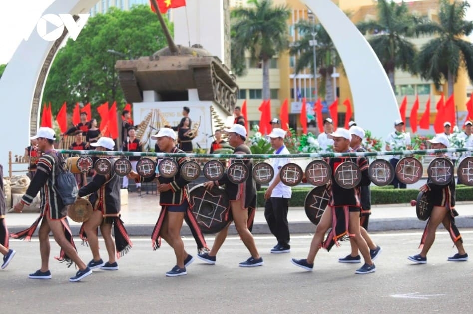 colourful street festival highlights buon ma thuot coffee culture picture 6