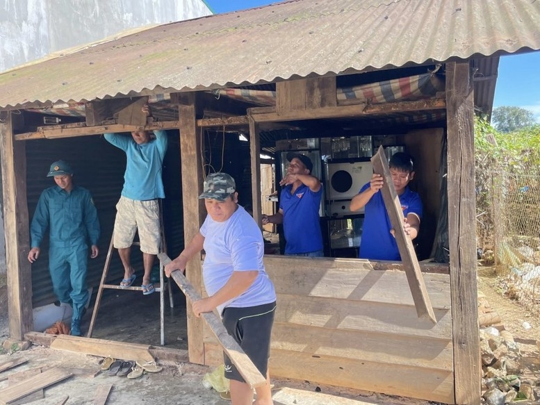 phân bổ nguồn tiết kiệm 5 chi thường xuyên hỗ trợ xóa nhà tạm, nhà dột nát hình ảnh 1 phan bo nguon tiet kiem 5 chi thuong xuyen ho tro xoa nha tam, nha dot nat hinh anh 1
