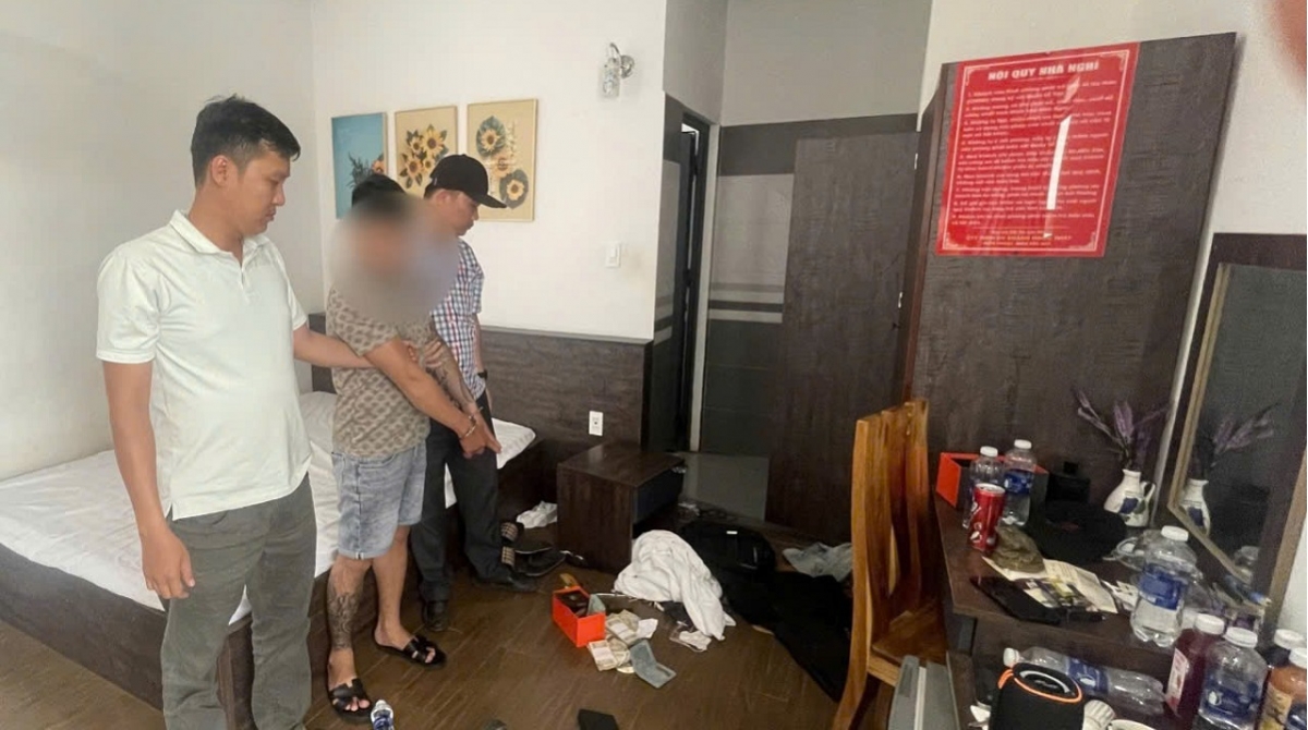 phá két sắt trộm 2,5 lượng vàng và 110 triệu đồng hình ảnh 2 pha ket sat trom 2,5 luong vang va 110 trieu dong hinh anh 2