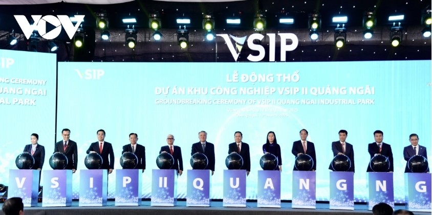 na leader attends groundbreaking ceremony for vsip ii quang ngai industrial park picture 1