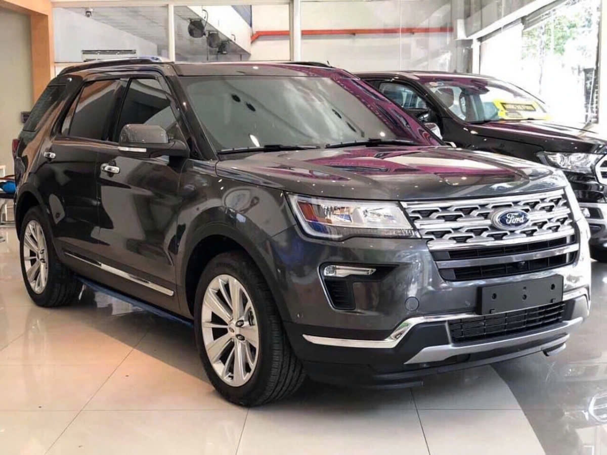 over 4,100 ford explorer suvs recalled in vietnam for exterior trim replacement picture 1