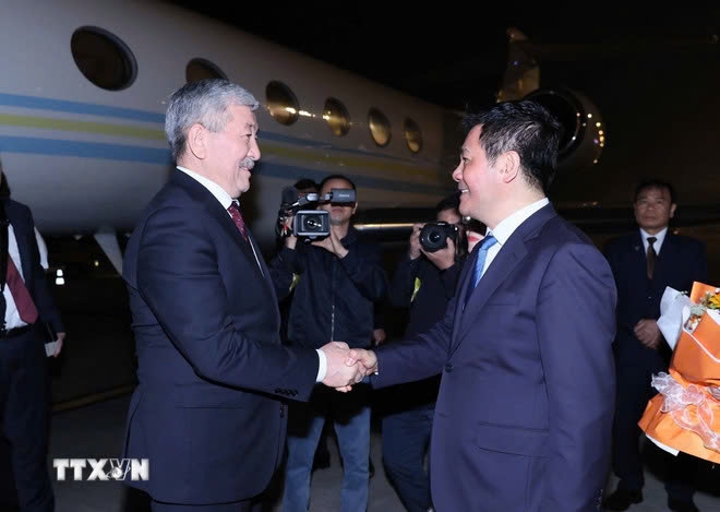 kyrgyzstan prime minister adylbek kasimalyev begins vietnam visit picture 1