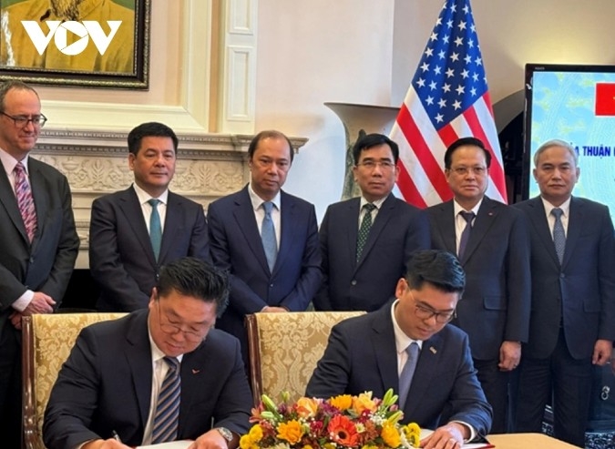 vietnam, us relations thrive with new economic and trade agreements picture 1