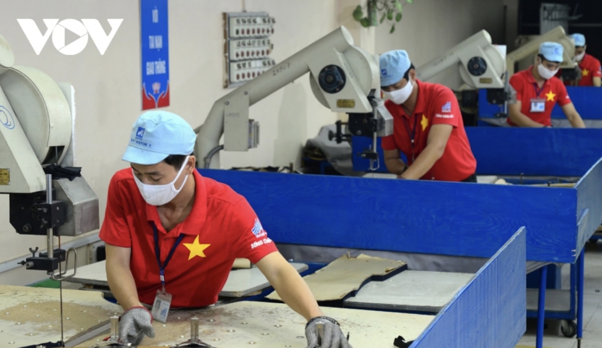 garment makers rake in us 5.634 billion from exports in two months picture 1