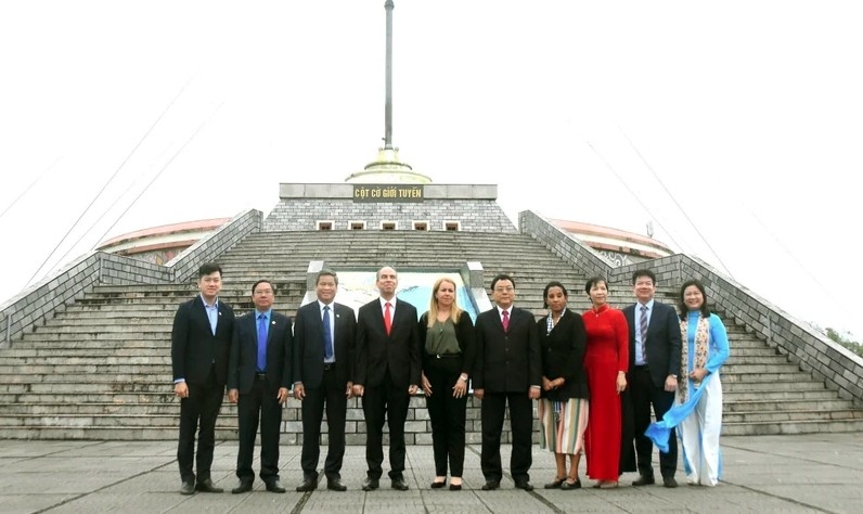 cuban delegation visits quang tri, boosting vietnam-cuba friendship picture 1