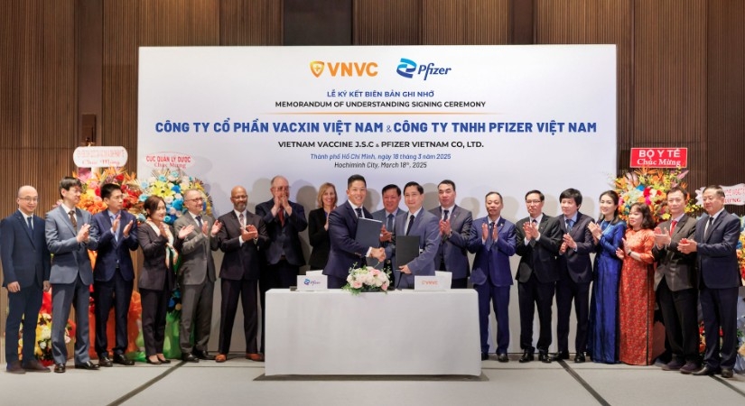 pfizer and vnvc share experience in vaccine production picture 1