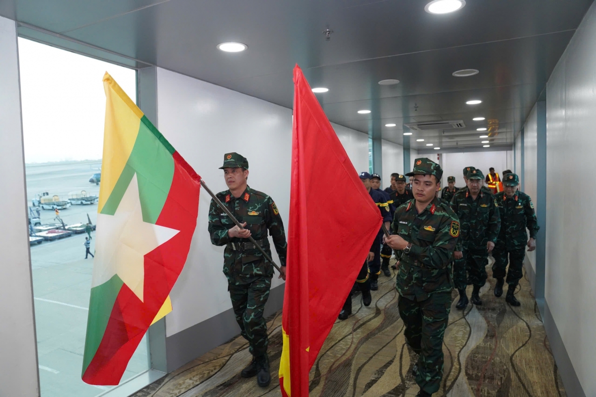 công an, quân đội việt nam cử lực lượng cứu trợ động đất tại myanmar hình ảnh 5 cong an, quan doi viet nam cu luc luong cuu tro dong dat tai myanmar hinh anh 5
