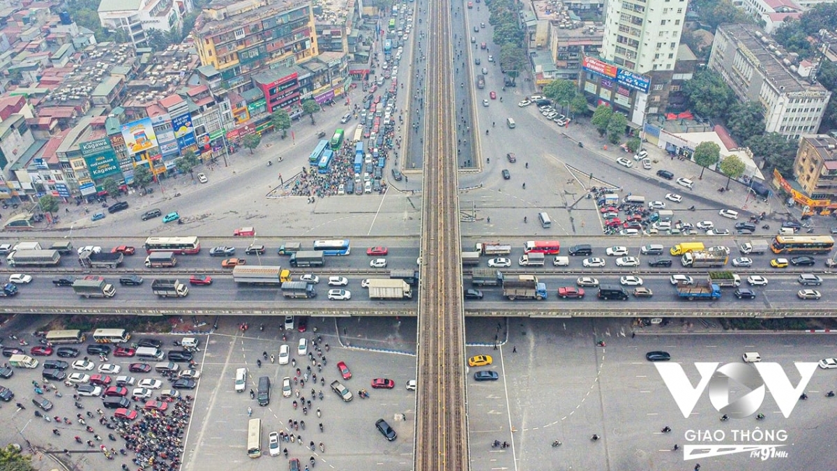 Đột phá phát triển hạ tầng giao thông, cần tầm nhìn xa
