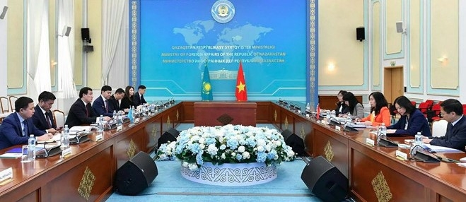 kazakhstan ready to serve as a bridge connecting vietnam with central asia picture 2