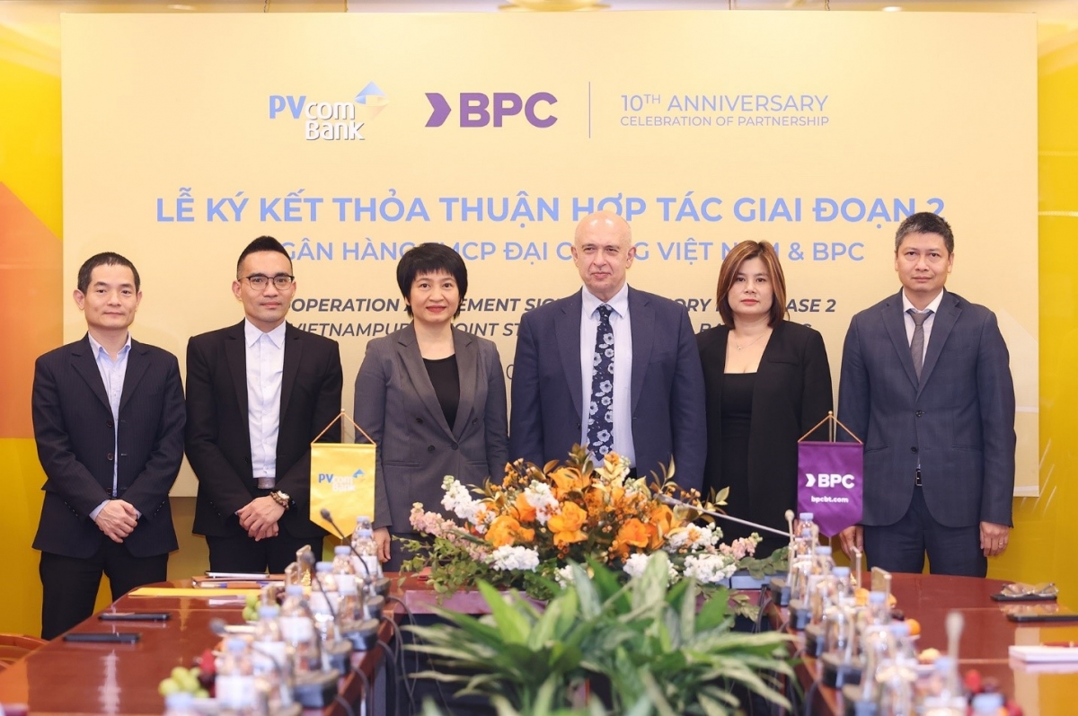 pvcombank and bpc mark 10 years of partnership shaping the future of banking in vietnam picture 1