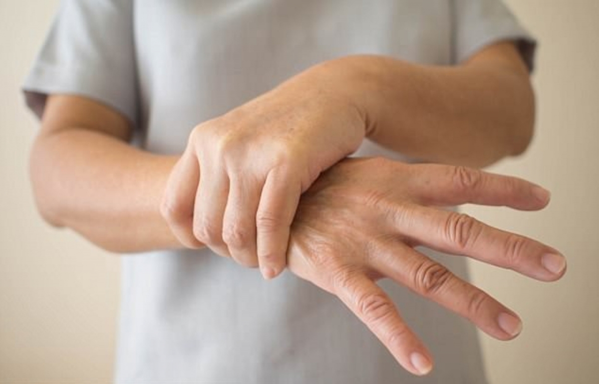 Bệnh Parkinson đã làm rối loạn cuộc sống vợ chồng tôi
