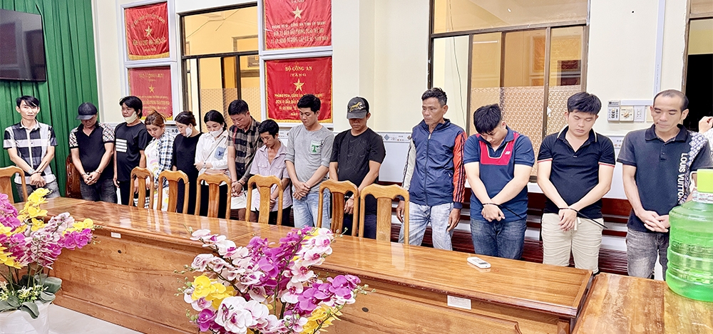 Triệt phá sòng bạc với quy mô lớn liên quan hàng chục đối tượng
