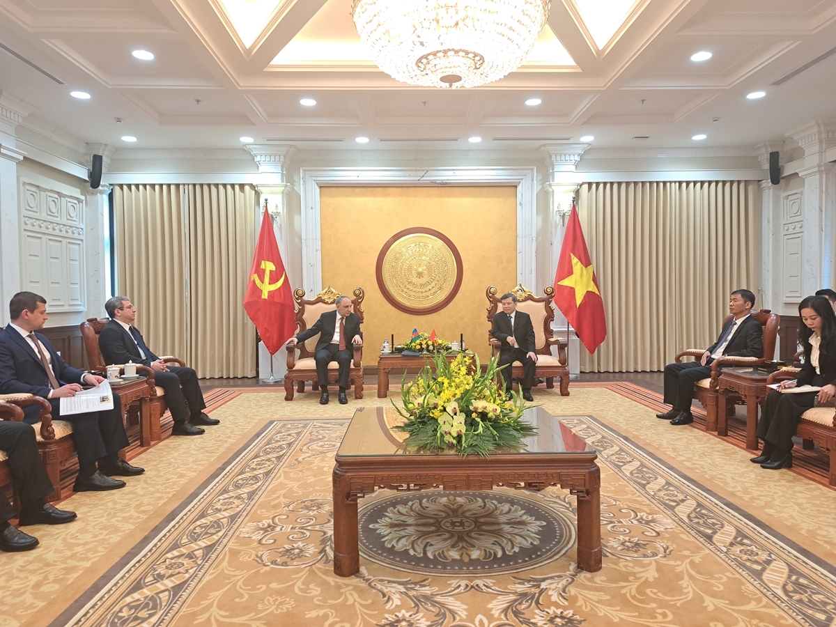 Chánh án TAND tối cao Lê Minh Trí tiếp Viện trưởng Viện Kiểm sát tối cao Azerbaijan